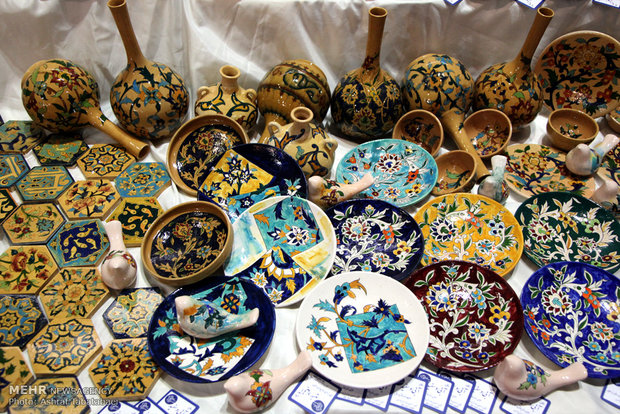 معرض الصناعات اليدوية الايرانية في طهران