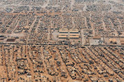 مخيم الزعتري للاجئين السوريين..ثاني أكبر مخيم للاجئين في العالم