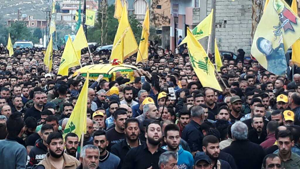 حزب الله يشيّع الشهيد نجيب اصطيفي ببلدة القصيبة