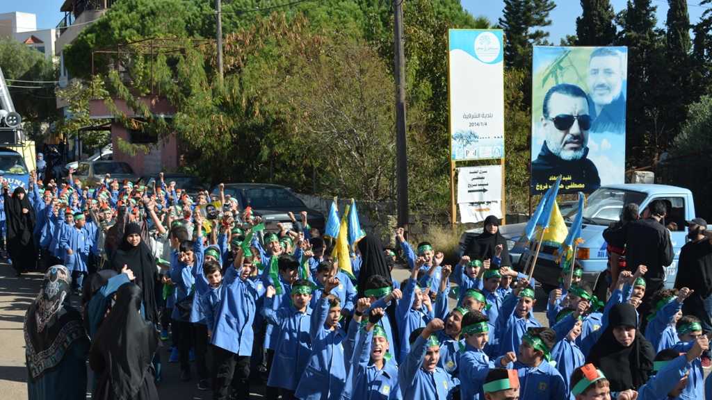 بالصور: ثانوية الإمام المهدي (عج) الشرقية نظمت مسيرة طلابية في ذكرى أربعين الامام الحسين (ع)