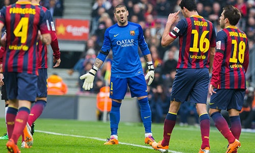 فالنسيا يُسقط برشلونة 3-2 في الكامب نو 