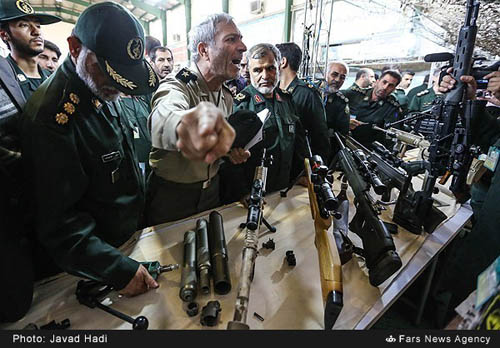 معرض للمعدات الدفاعية للقوة البرية للحرس الثوري الايراني