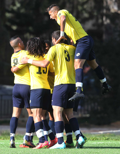 العهد يبتعد بفارق 6 نقاط بفوزه على الاخاء الاهلي عاليه 