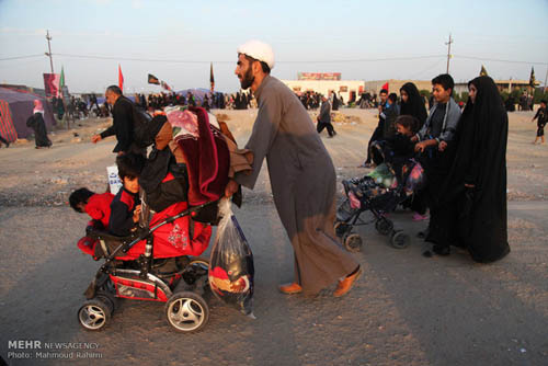 مشاهد من مسيرة أربعينية الإمام الحسين (ع)