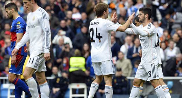 الدوري الاسباني : ريـال مدريد ينفرد بالصدارة مؤقتاً 