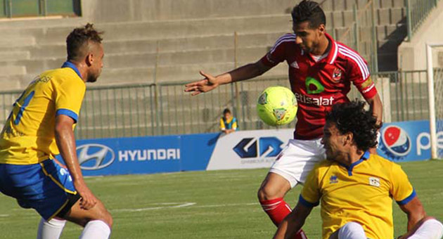 الاهلي المصري  يتعادل والاسماعيلي في الدوري المصري 