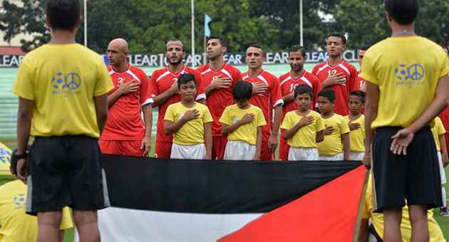 منتخب فلسطين لكرة القدم يواجه نظيره السعودي في الاردن