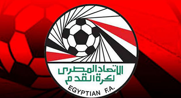 الاهلي المصري يفرّط بصدارة الدوري المصري 