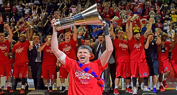 تسيسكا موسكو بطل الدوري الأوروبي لكرة السلة