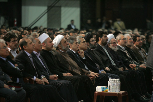 مقدمة الحضور خلال إحتفال لمناسبة ذكرى المولد النبوي الشريف وأسبوع الوحدة الاسلامية