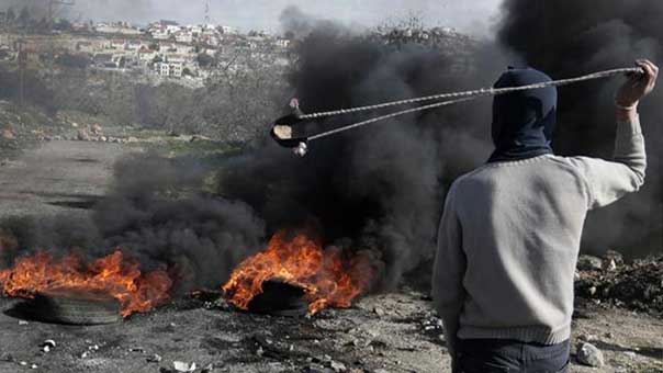 فلسطين بين الاستسلام العربي وإعادة الروح للانتفاضة