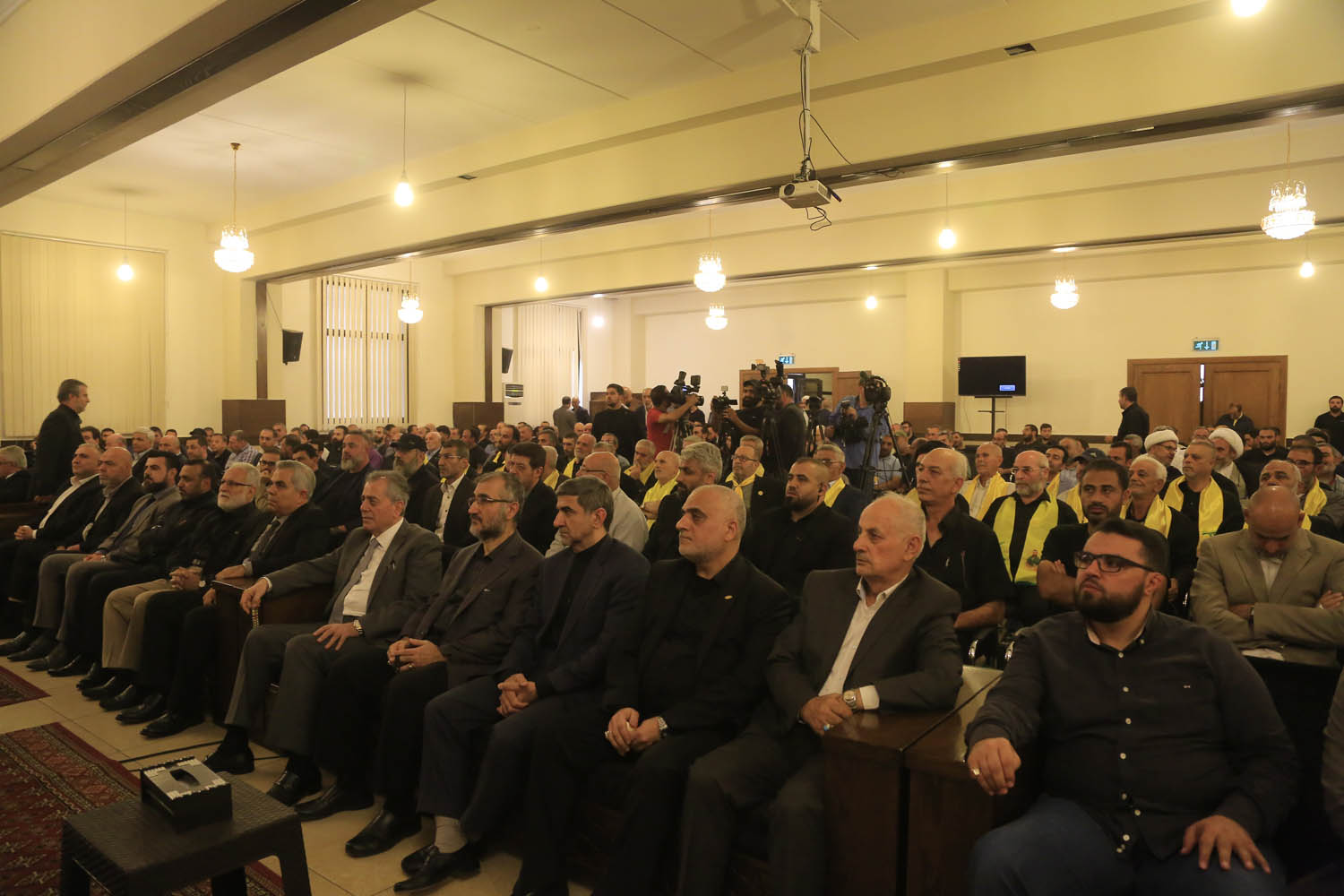 حزب الله يقيم حفلاً تأبينياً للحاجة أم عماد مغنية
